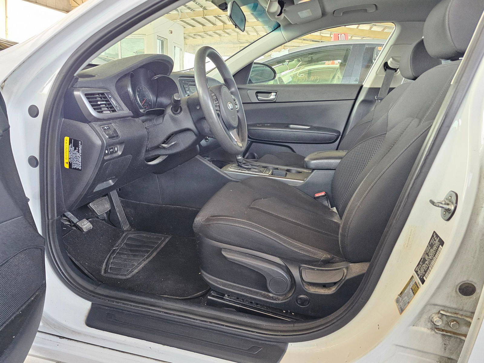 2016 KIA OPTIMA — 168052 Miles — Lot 42970782 — Souq - Marhaba Auctions Used Cars - Image 9