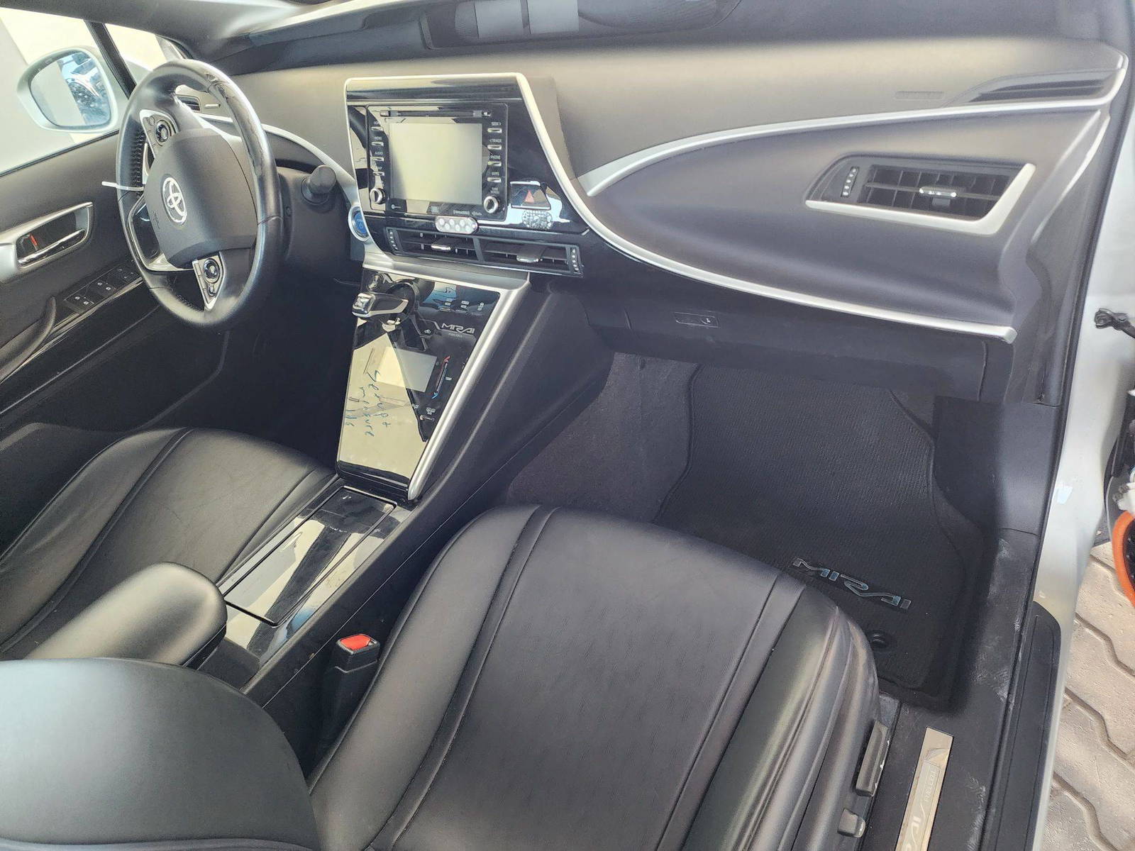 2019 TOYOTA MIRAI — 38454 Miles — Lot 37210540 - Marhaba Auctions Used Cars - Image 5