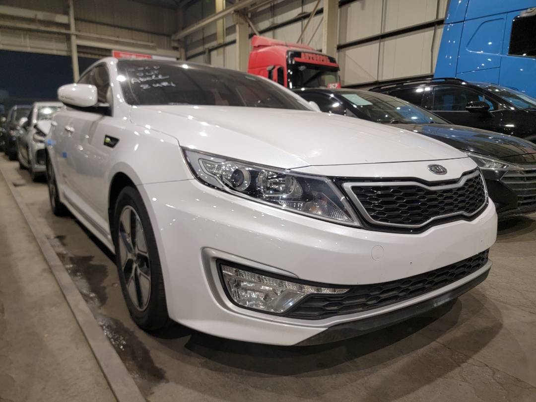 2012 KIA K5 — 266047 KM — Lot BCA010023 — Main - Marhaba Auctions Used Cars - Image 4