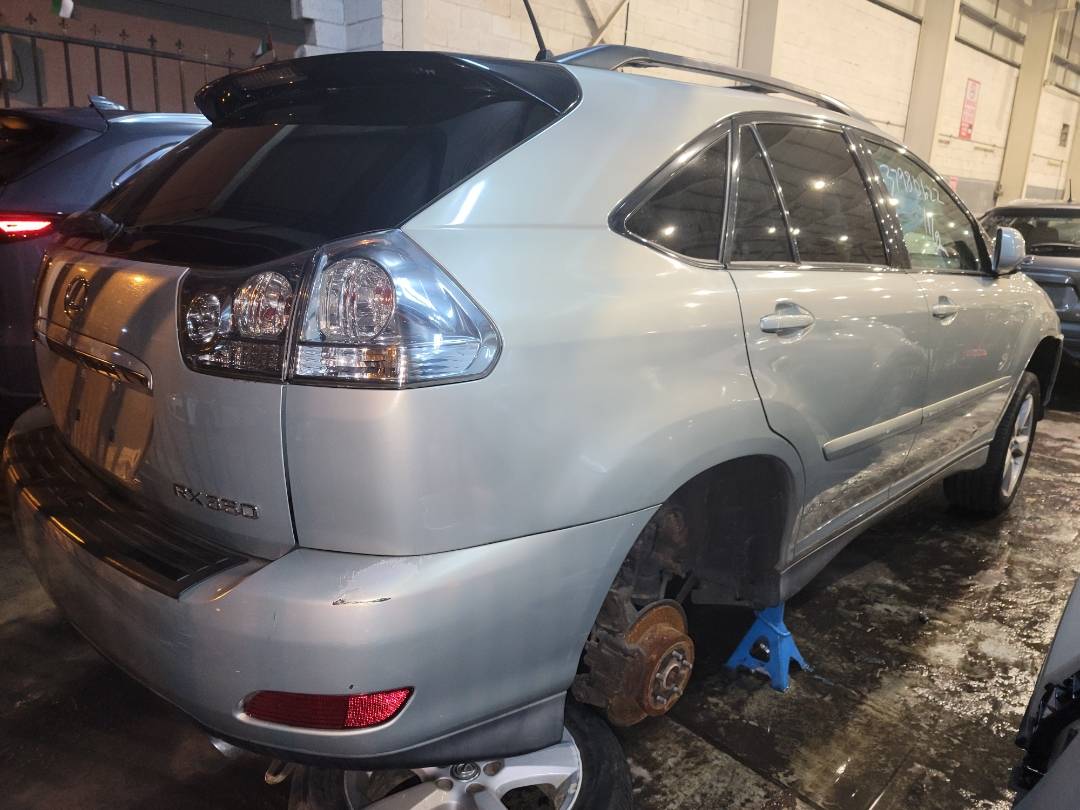 2007 LEXUS RX 350 — 196291 Miles — Lot 010276 - Marhaba Auctions Used Cars - Image 4