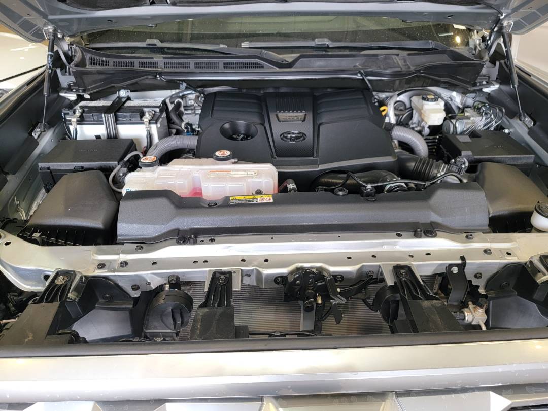 2022 TOYOTA TUNDRA — 57214 Miles — Lot 010569 — Main - Marhaba Auctions Used Cars - Image 15