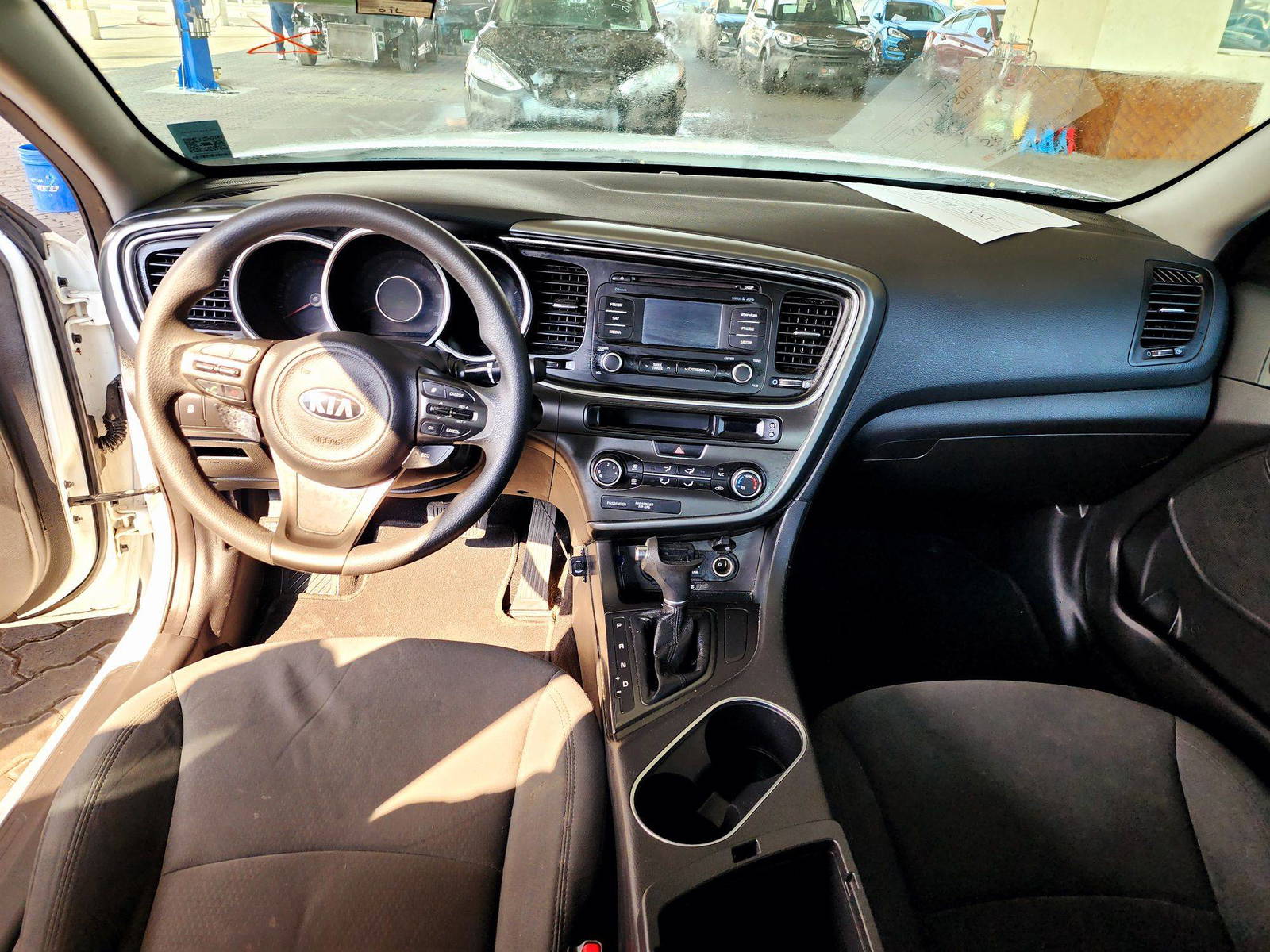 2015 KIA OPTIMA — 122055 Miles — Lot 38231623 — Souq - Marhaba Auctions Used Cars - Image 7
