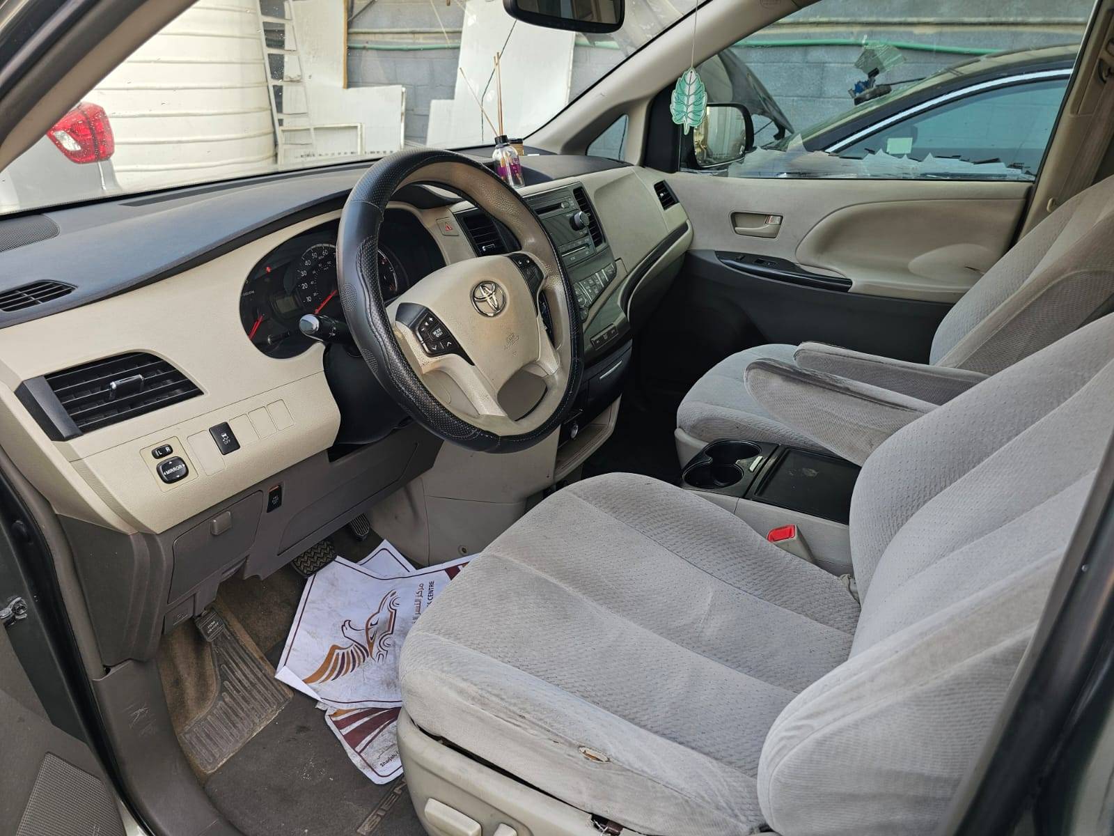 2013 TOYOTA SIENNA — Lot DS326949 — Main - Marhaba Auctions Used Cars - Image 7