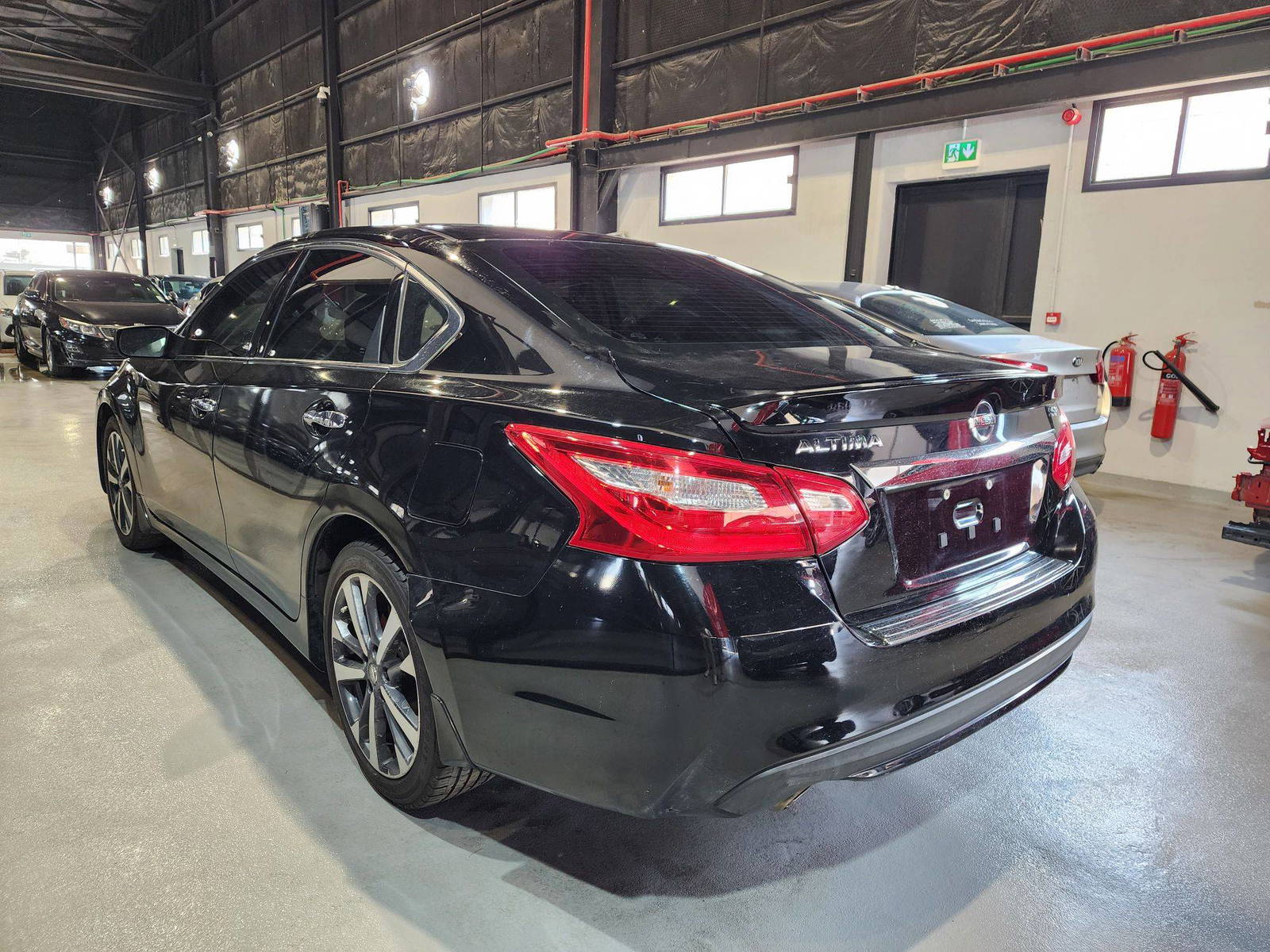 2016 NISSAN ALTIMA — 142392 Miles — Lot 39319213 — Al Quoz - Marhaba Auctions Used Cars - Image 3