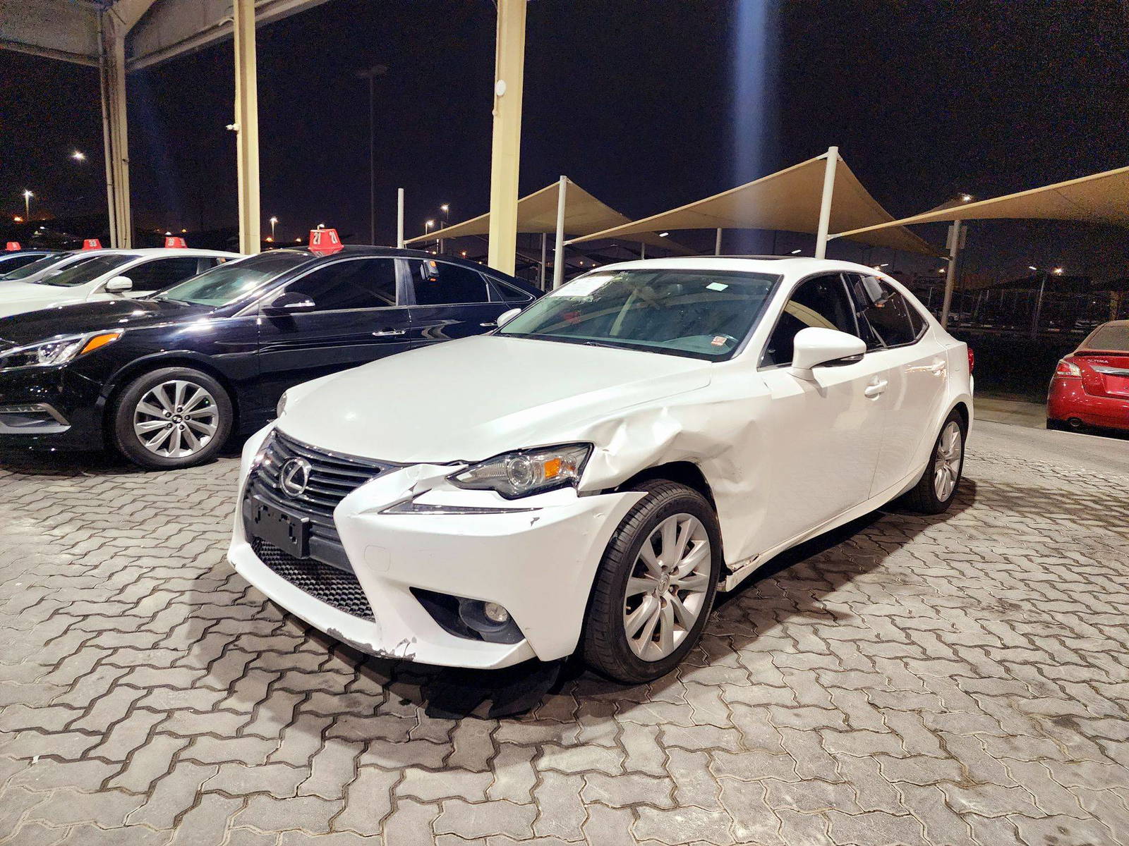 2016 LEXUS IS 200T — 141529 Miles — Lot G5010501 — Souq - Marhaba Auctions Used Cars - Image 5