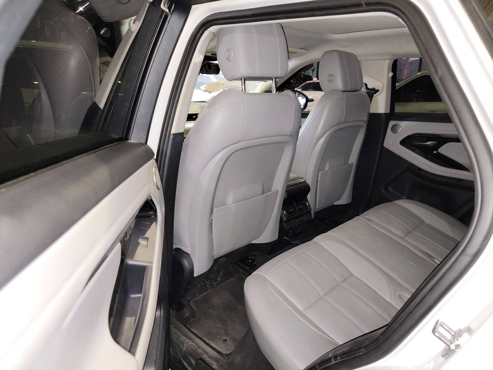 LAND ROVER RANGE ROVER EVOQUE SE 2020 - Marhaba Auction Used Cars - Image 7