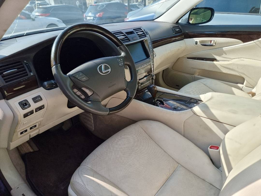 2007 LEXUS LS 460 — 147141 Miles — Lot 5043861 — Ind. 12 - Marhaba Auctions Used Cars - Image 4