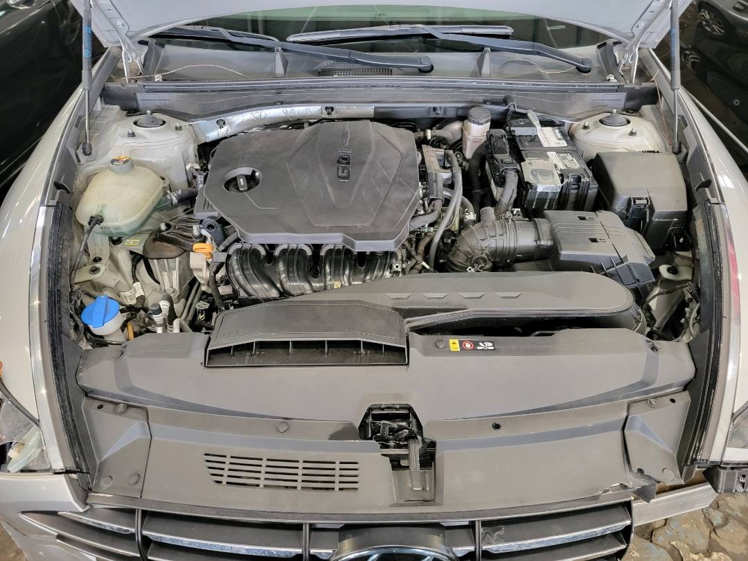 2020 HYUNDAI SONATA — 31015 Miles — Lot H045749 — Souq - Marhaba Auctions Used Cars - Image 11