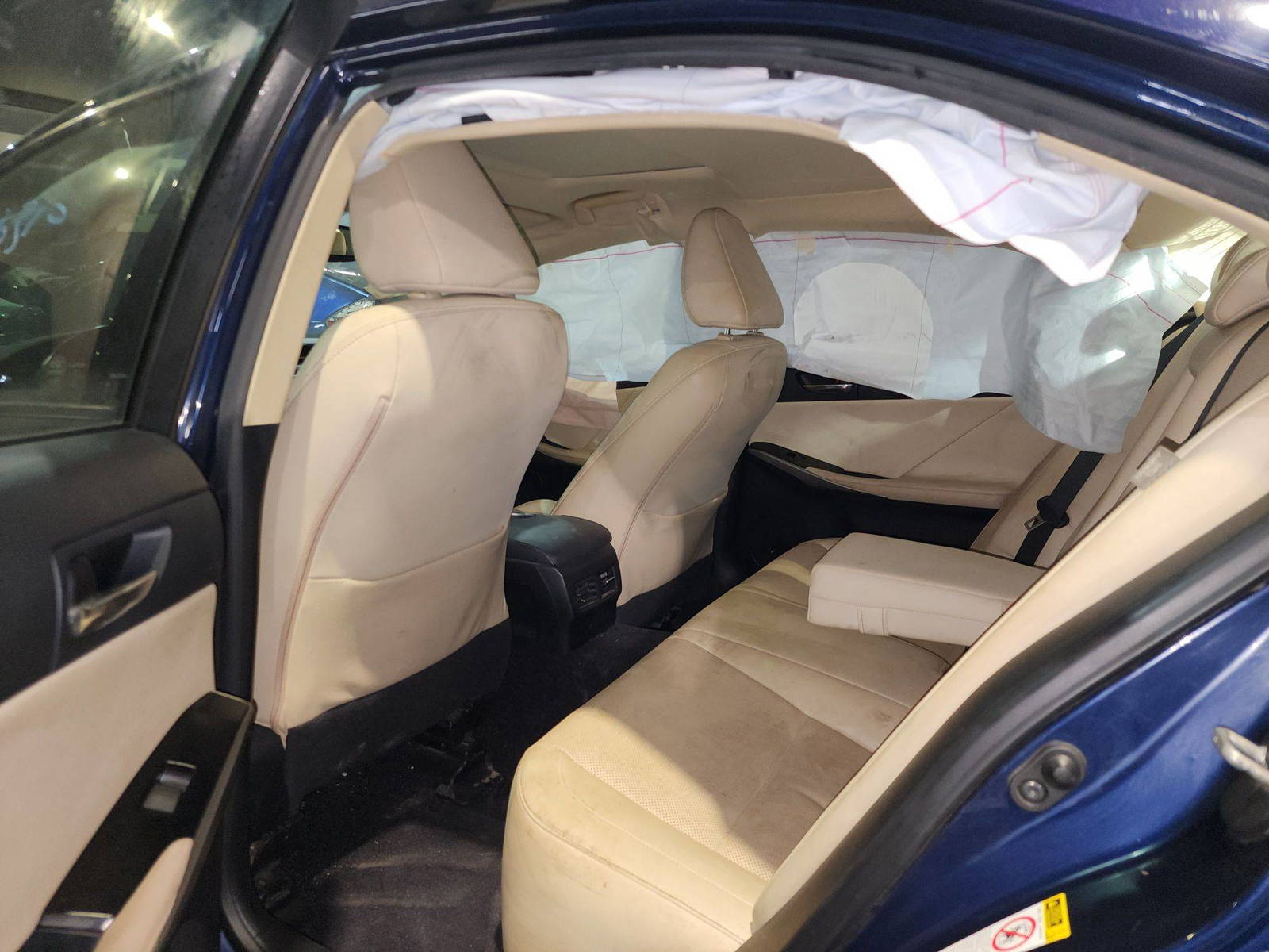 2014 LEXUS IS-350 — 172436 Miles — Lot 13715 — Ind. 12 - Marhaba Auctions Used Cars - Image 7