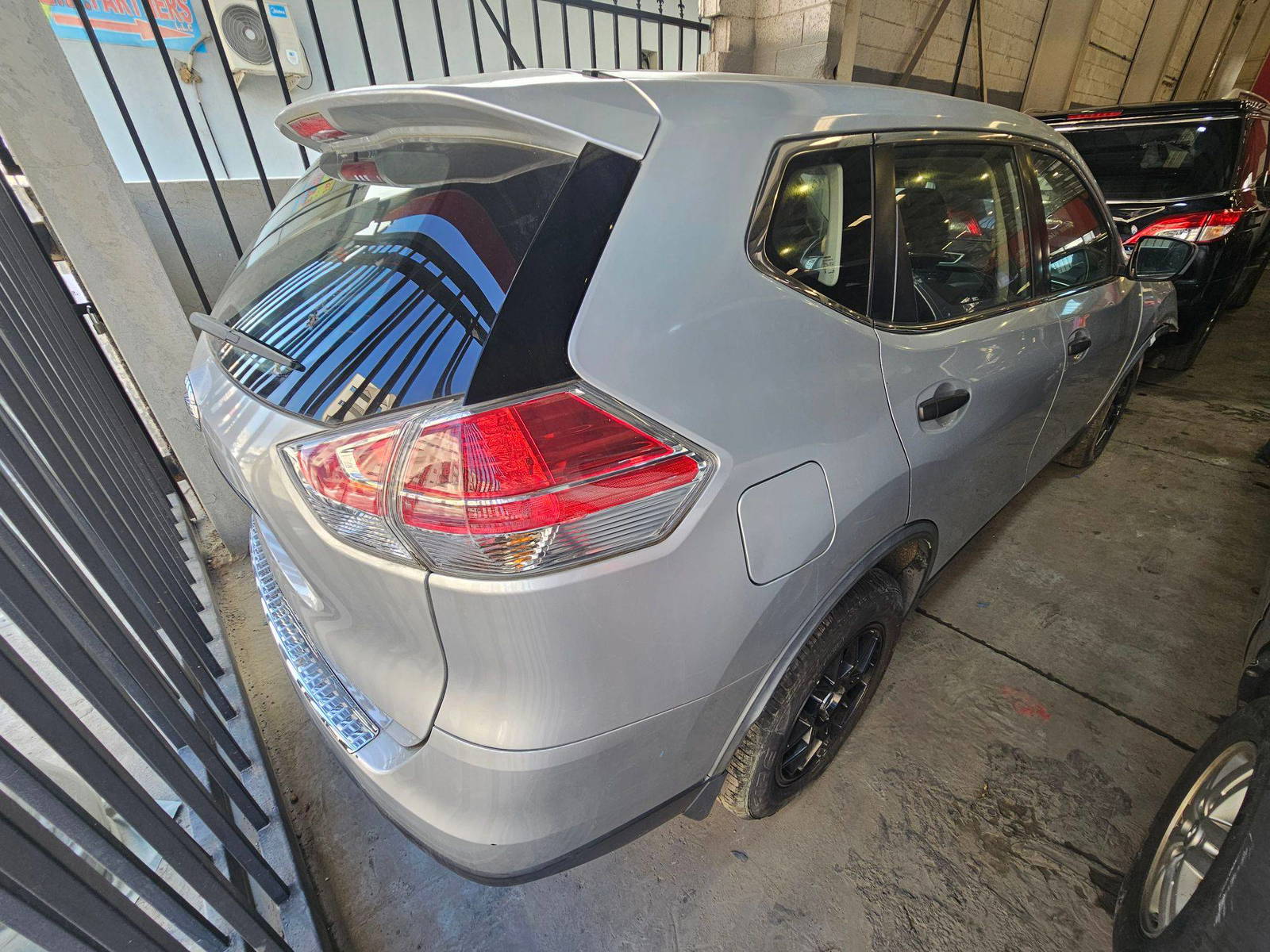 NISSAN ROGUE 2016 - Marhaba Auction Used Cars - Image 5