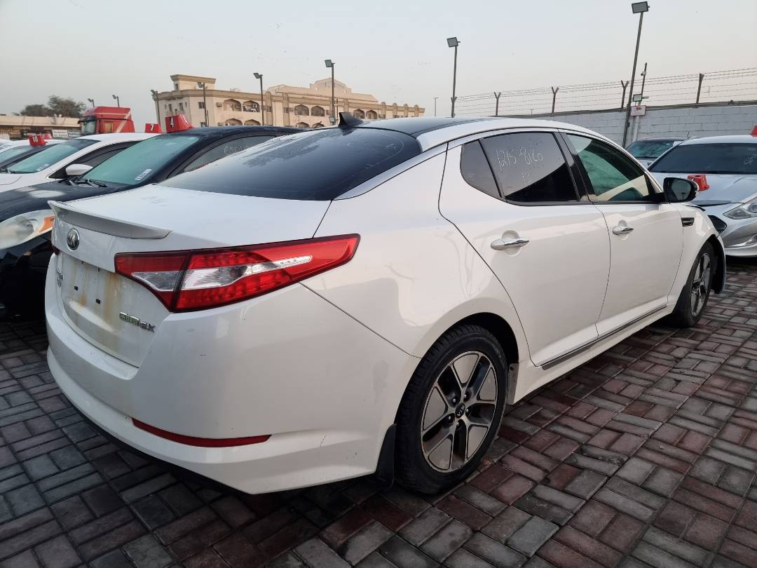 2013 KIA OPTIMA — 240672 KM — Lot 215487 — Ind. 12 - Marhaba Auctions Used Cars - Image 4