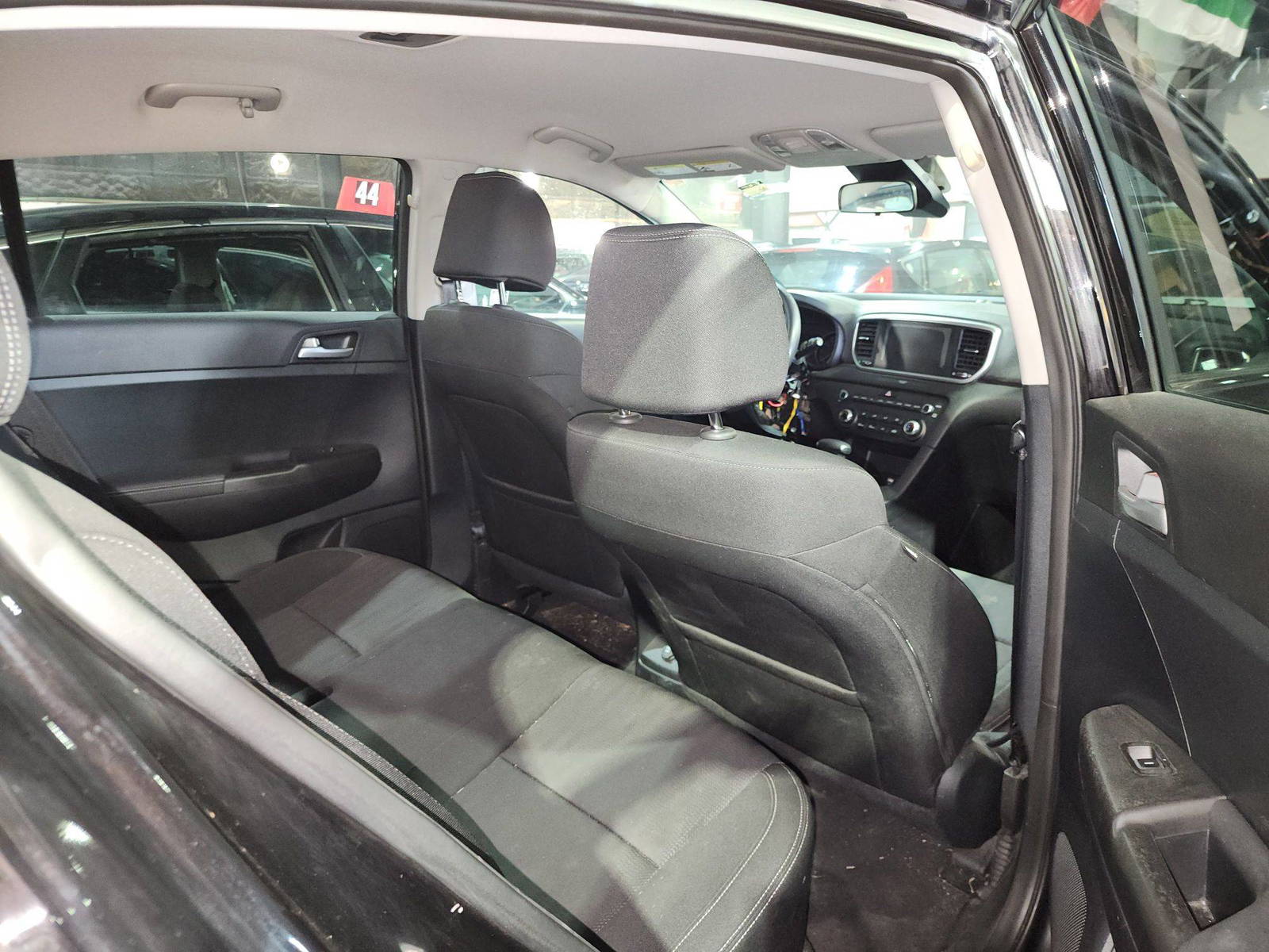 2020 KIA SPORTAGE — 128633 Miles — Lot L7634385 — Al Quoz - Marhaba Auctions Used Cars - Image 7