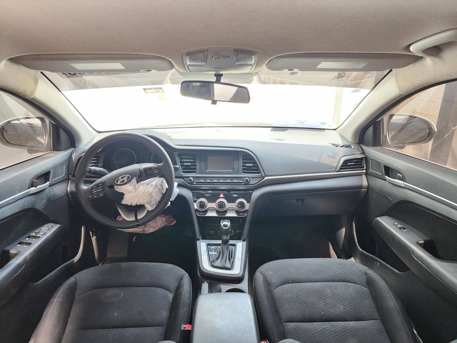2019 HYUNDAI ELANTRA — 131803 Miles — Lot 425694 — Main - Marhaba Auctions Used Cars - Image 8