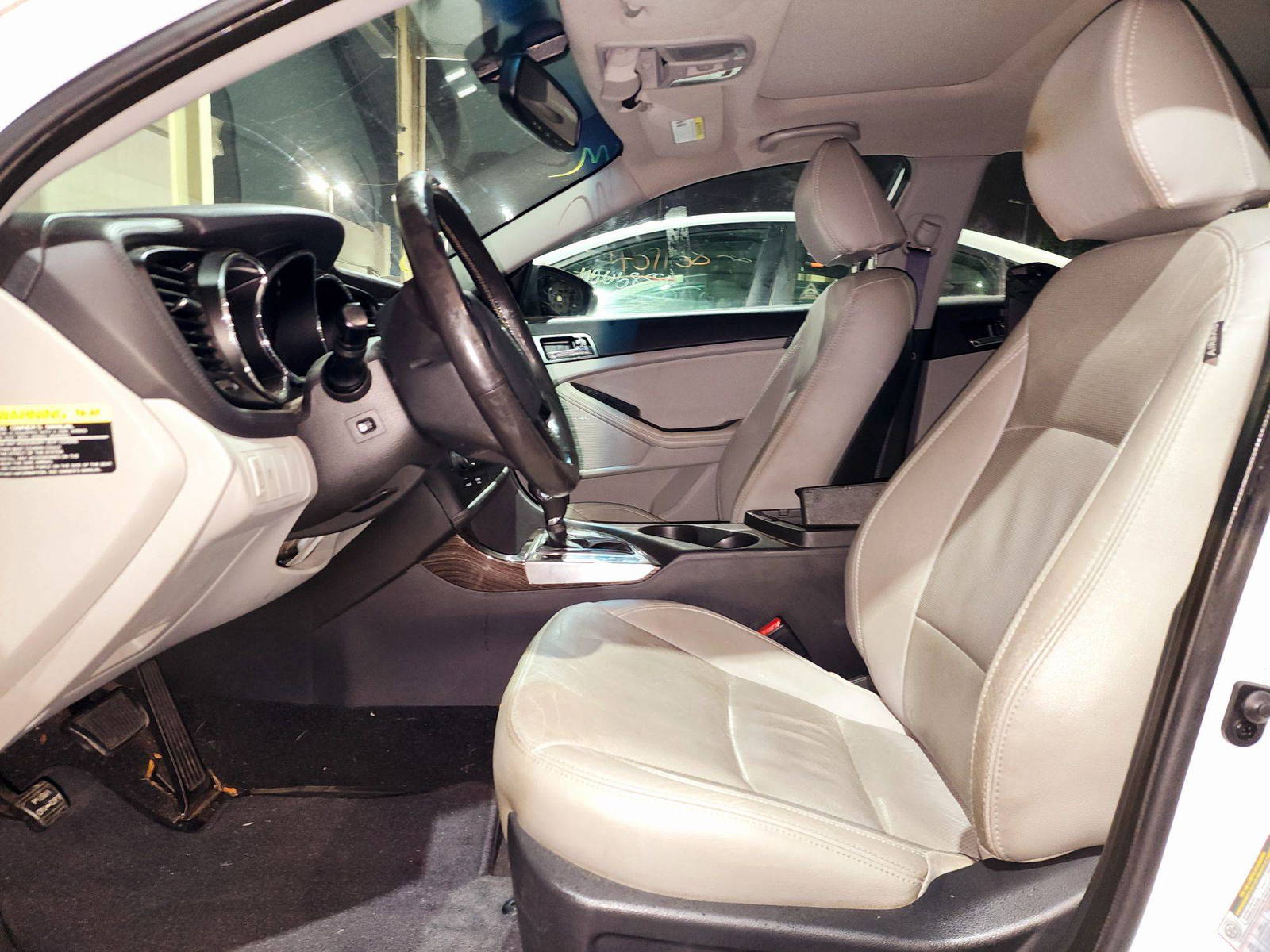 2012 KIA OPTIMA — 97946 Miles — Lot 64CG014724 — Souq - Marhaba Auctions Used Cars - Image 9