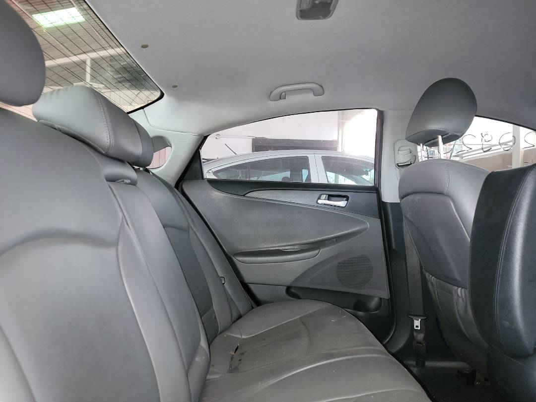 2011 HYUNDAI SONATA — 122404 Miles — Lot 59475093 - Marhaba Auctions Used Cars - Image 5