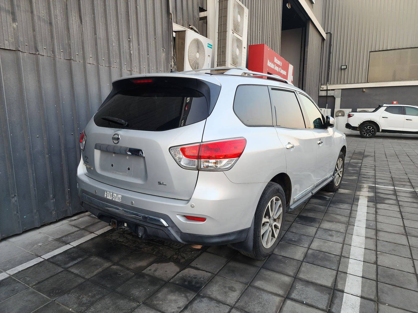 2013 NISSAN PATHFINDER — 199814 Miles — Lot 42658666 — Al Quoz - Marhaba Auctions Used Cars - Image 5