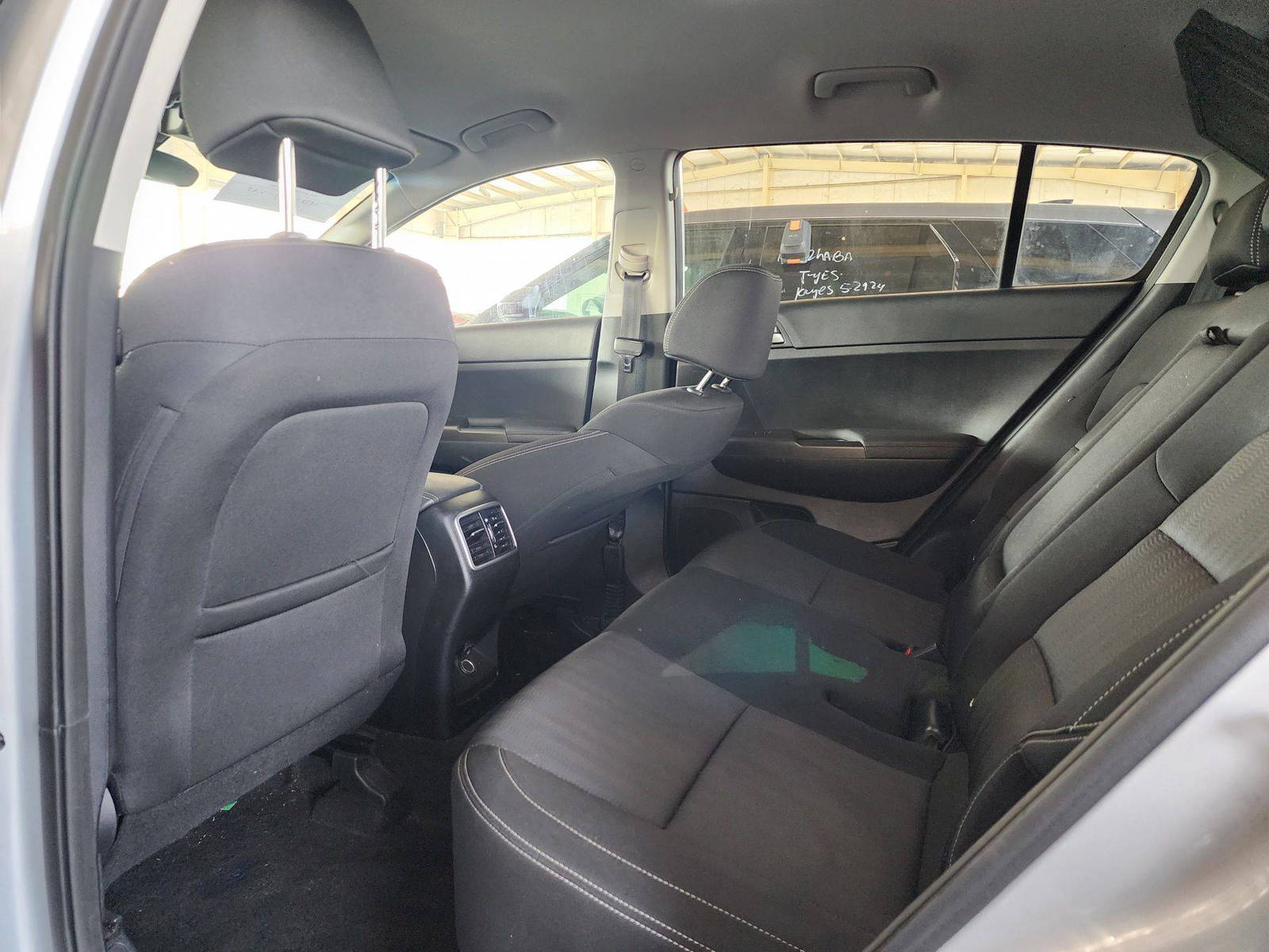 2020 KIA SPORTAGE — 70767 Miles — Lot 54283074 — Souq - Marhaba Auctions Used Cars - Image 6