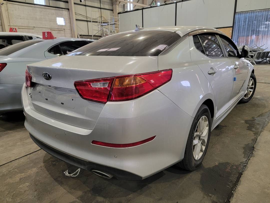 2015 KIA K5 — 180738 KM — Lot 534315 — Main - Marhaba Auctions Used Cars - Image 3