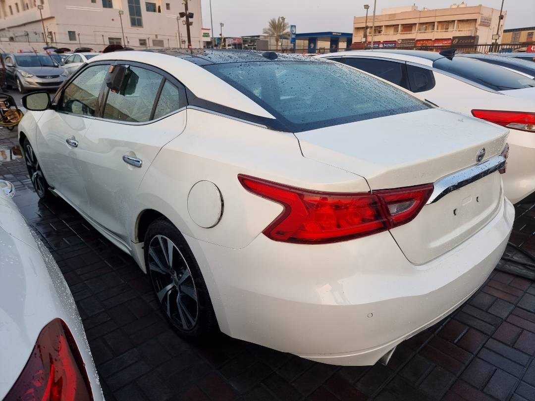 2017 NISSAN MAXIMA — 173247 Miles — Lot 125478 — Ind. 12 - Marhaba Auctions Used Cars - Image 5