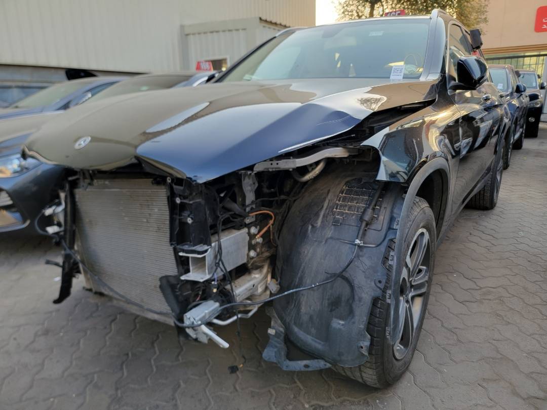 2019 MERCEDES BENZ GLC-300 — 60655 Miles — Lot KV124038 — Main - Marhaba Auctions Used Cars - Image 5