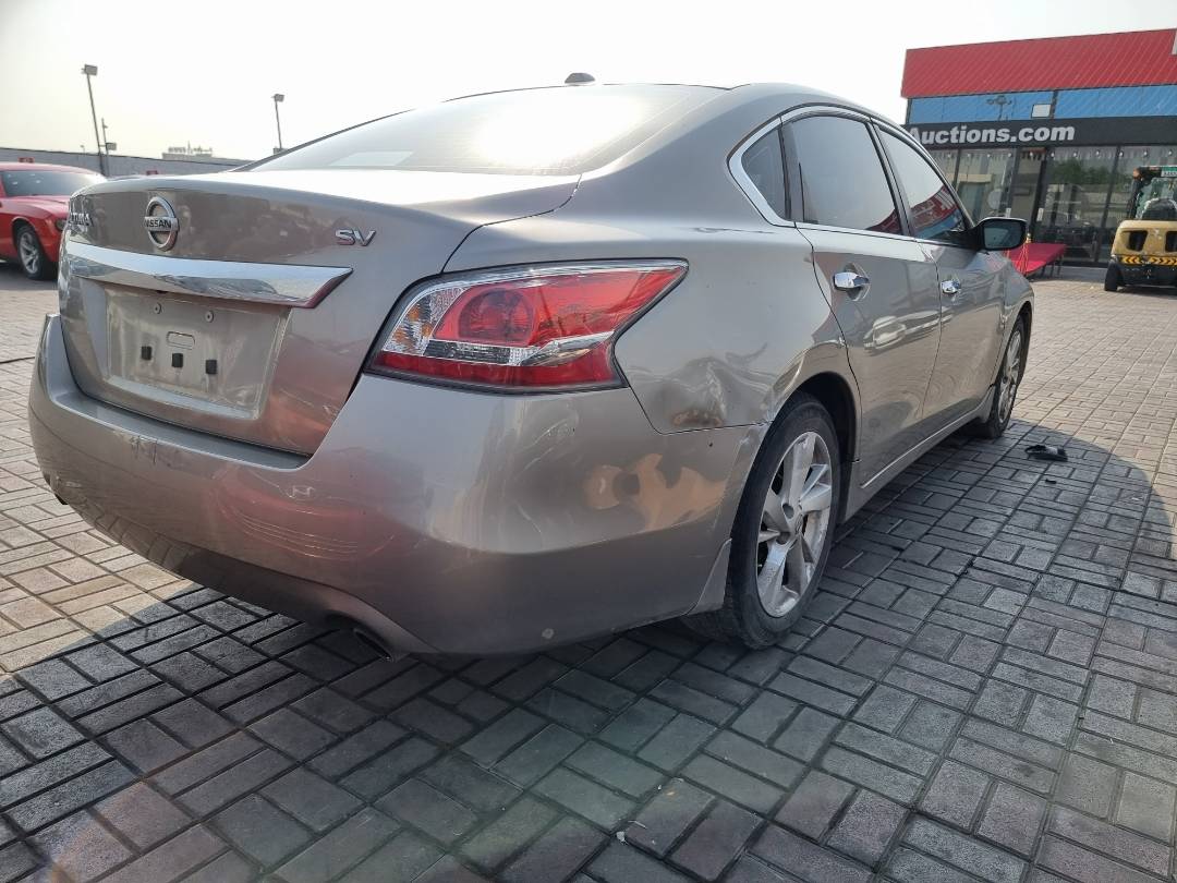 2015 NISSAN ALTIMA — 184064 Miles — Lot 447456 — Main - Marhaba Auctions Used Cars - Image 3