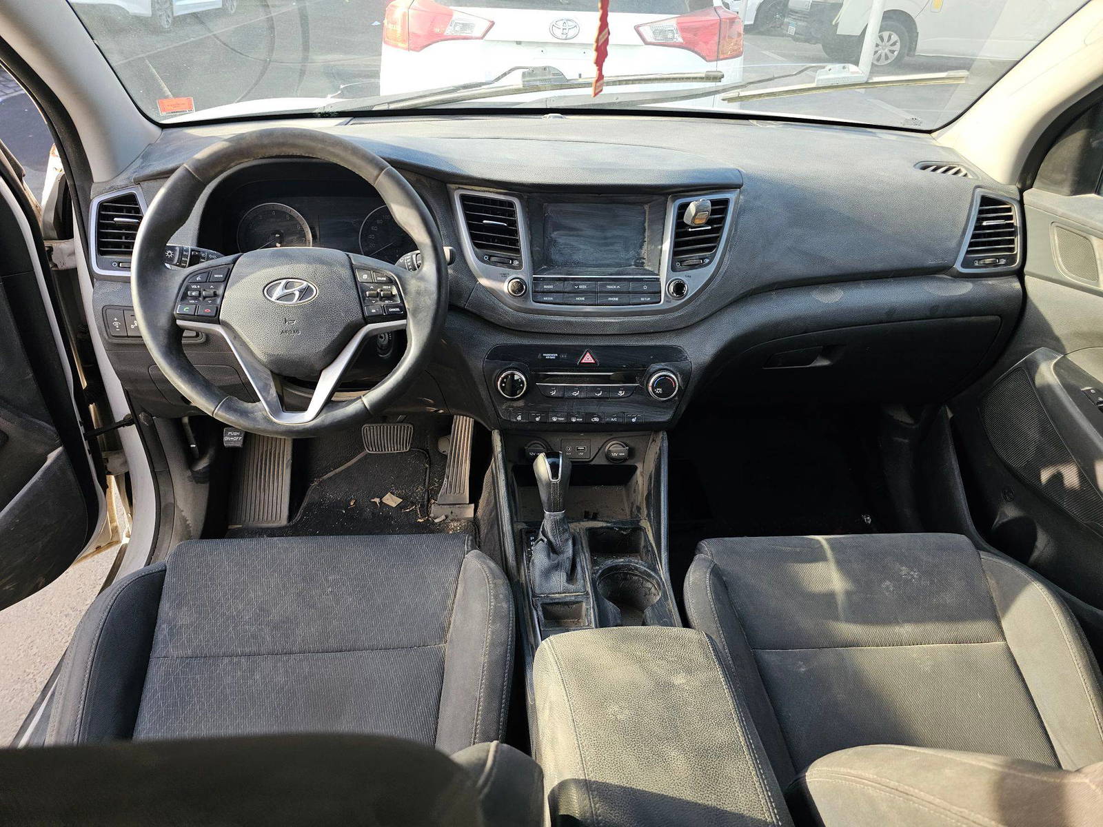 2018 HYUNDAI TUCSON — 169084 KM — Lot JU739252 — Souq - Marhaba Auctions Used Cars - Image 6