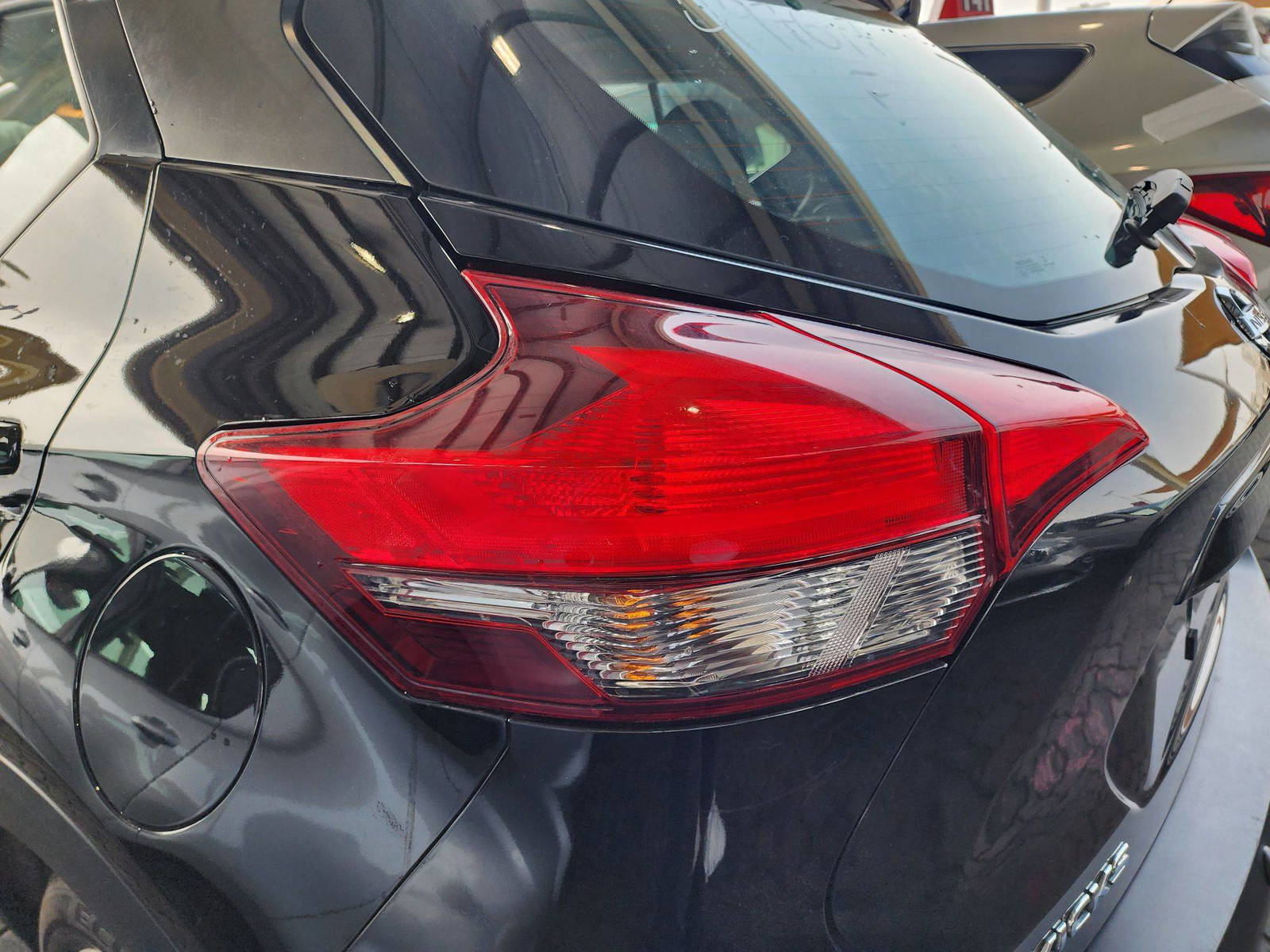 2020 NISSAN KICKS — 117434 Miles — Lot 42618354 — Souq - Marhaba Auctions Used Cars - Image 11