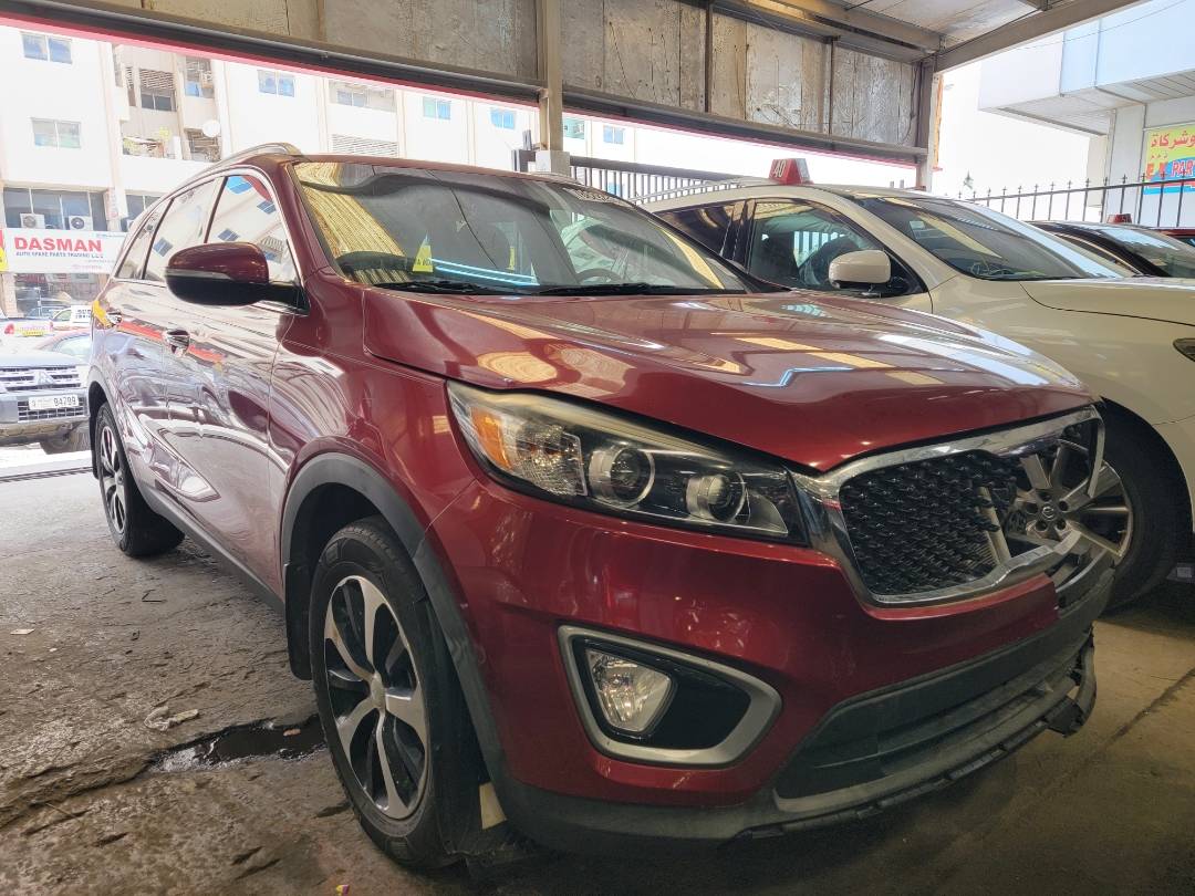 2018 KIA SORENTO — 140113 Miles — Lot G392053 — Souq - Marhaba Auctions Used Cars - Image 4