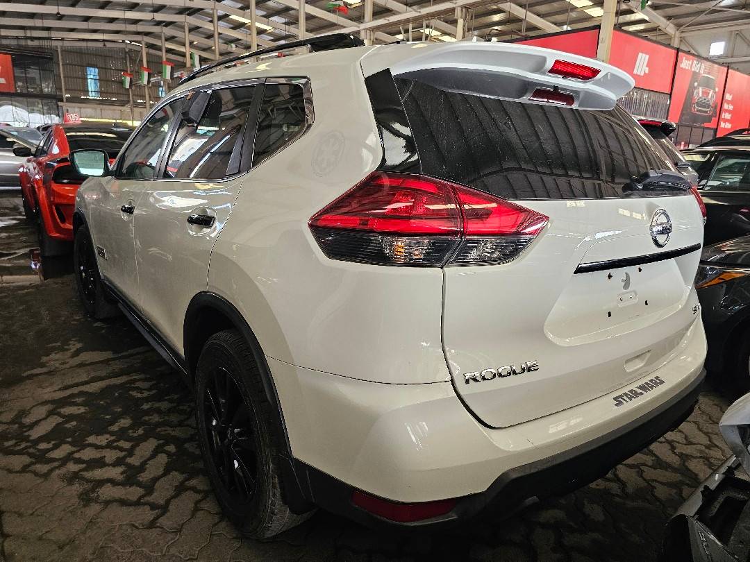 NISSAN ROGUE