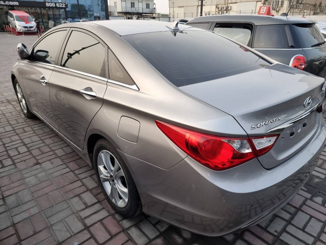 2010 HYUNDAI SONATA — 96917 KM — Lot 041277 — Ind. 12 - Marhaba Auctions Used Cars - Image 5