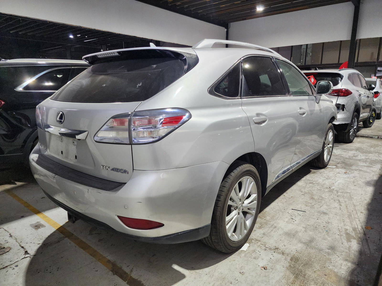 2010 LEXUS RX 450H — 203283 Miles — Lot A2003268 — Main - Marhaba Auctions Used Cars - Image 6