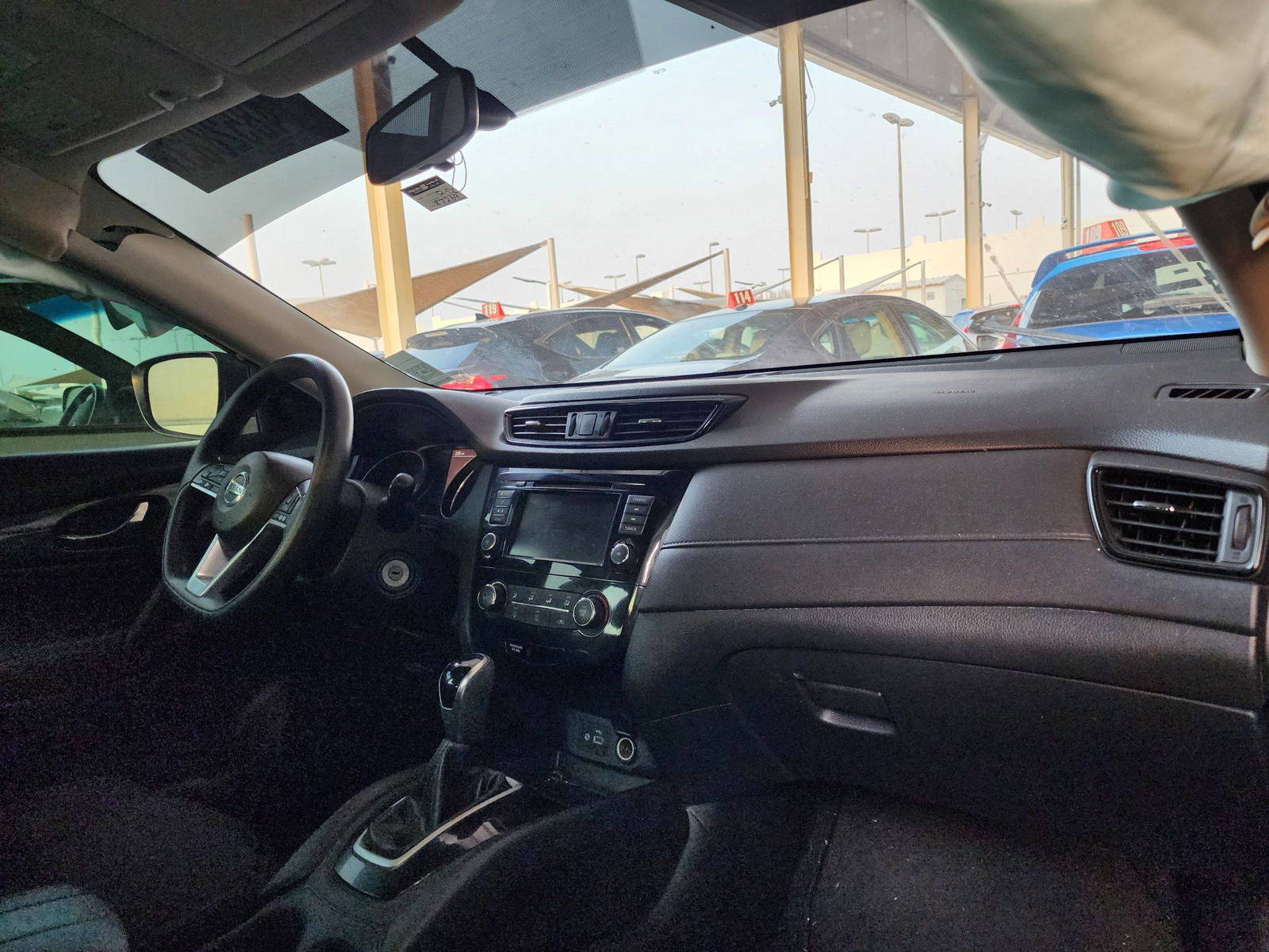 2018 NISSAN ROGUE — 87269 Miles — Lot 74852883 — Souq - Marhaba Auctions Used Cars - Image 6