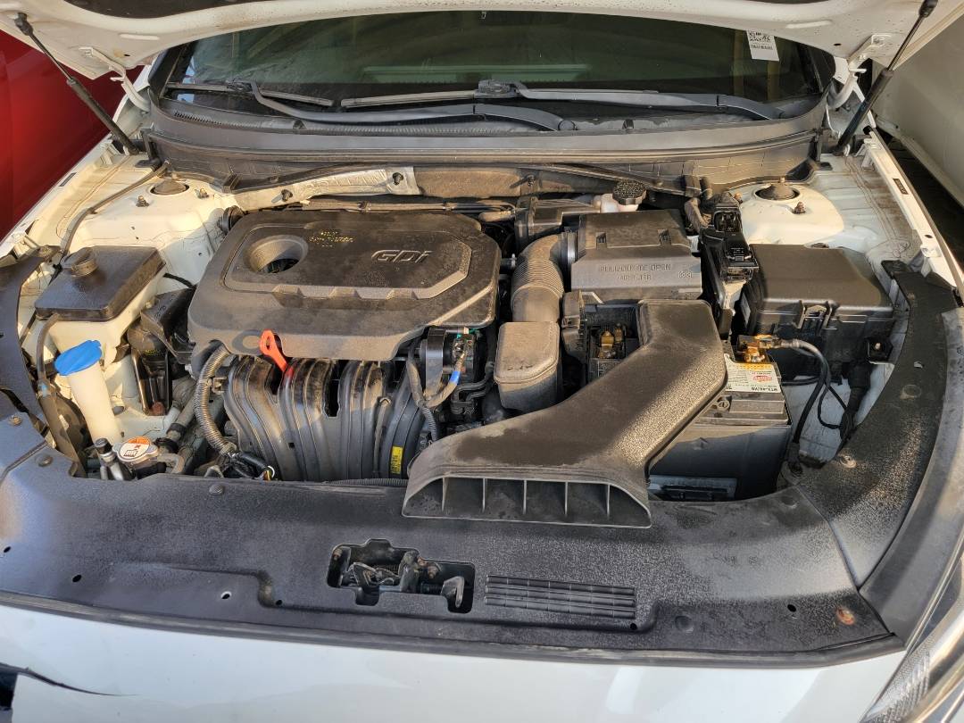 2018 HYUNDAI SONATA — 96461 Miles — Lot H718009 — Souq - Marhaba Auctions Used Cars - Image 11