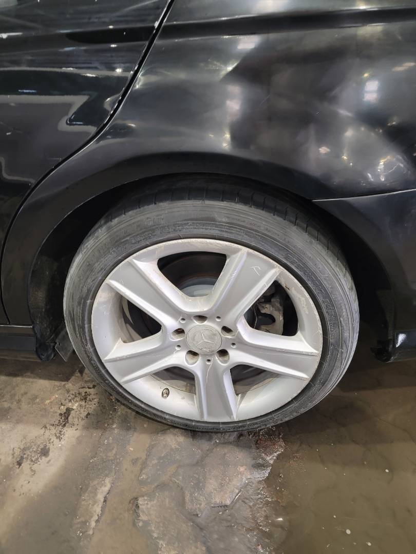 2010 MERCEDES BENZ C300 — 189590 Miles — Lot 090493 — Main - Marhaba Auctions Used Cars - Image 9