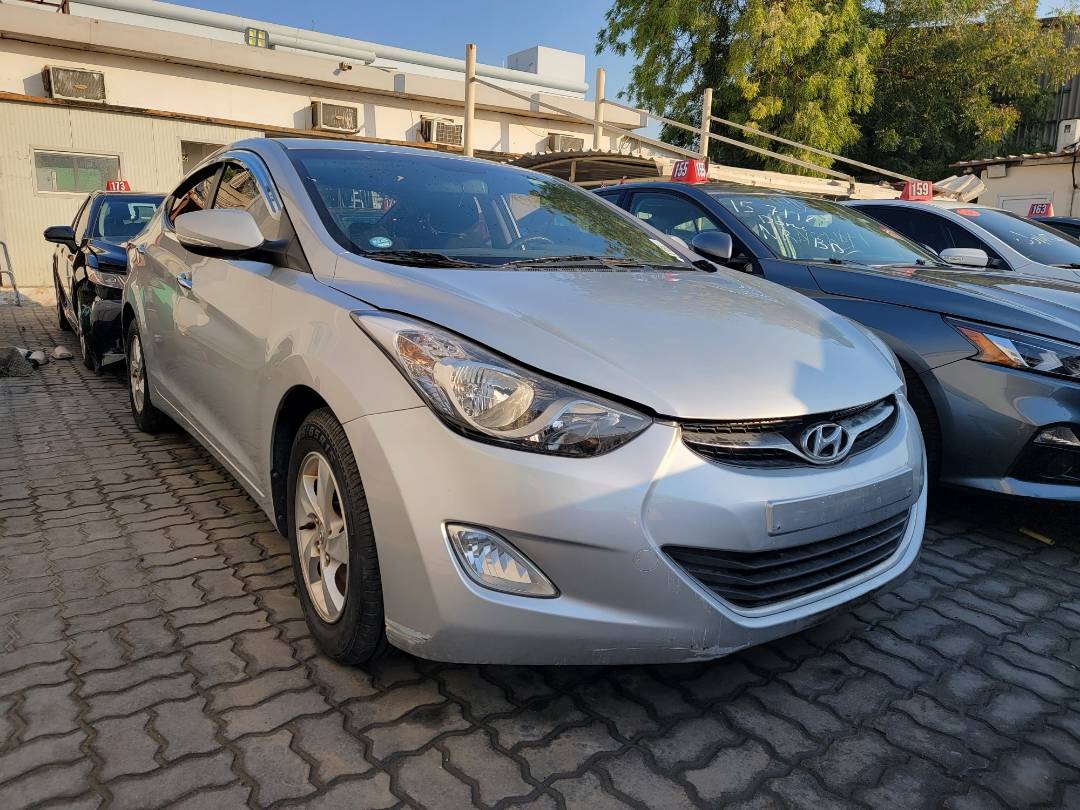 2012 HYUNDAI AVANTE — 182837 KM — Lot BCU317253 — Main - Marhaba Auctions Used Cars - Image 4