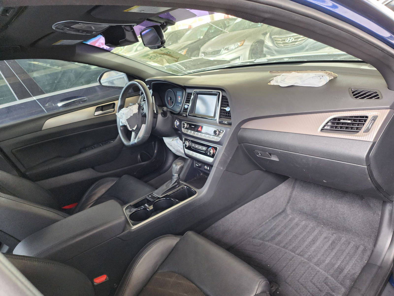 2018 HYUNDAI SONATA — 96546 Miles — Lot 38602125 — Souq - Marhaba Auctions Used Cars - Image 5