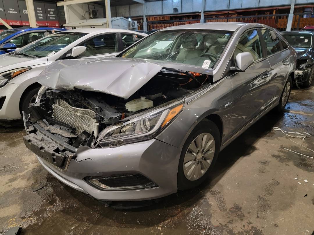 2016 HYUNDAI SONATA — 79275 Miles — Lot 79522154 — Main - Marhaba Auctions Used Cars - Image 4