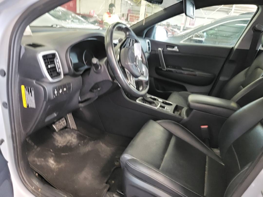2021 KIA SPORTAGE — 47648 Miles — Lot 60035 — Souq - Marhaba Auctions Used Cars - Image 8