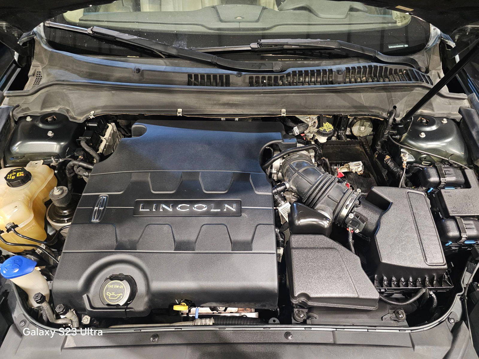 2016 LINCOLN MKZ — 137385 Miles — Lot 936302 — Main - Marhaba Auctions Used Cars - Image 12