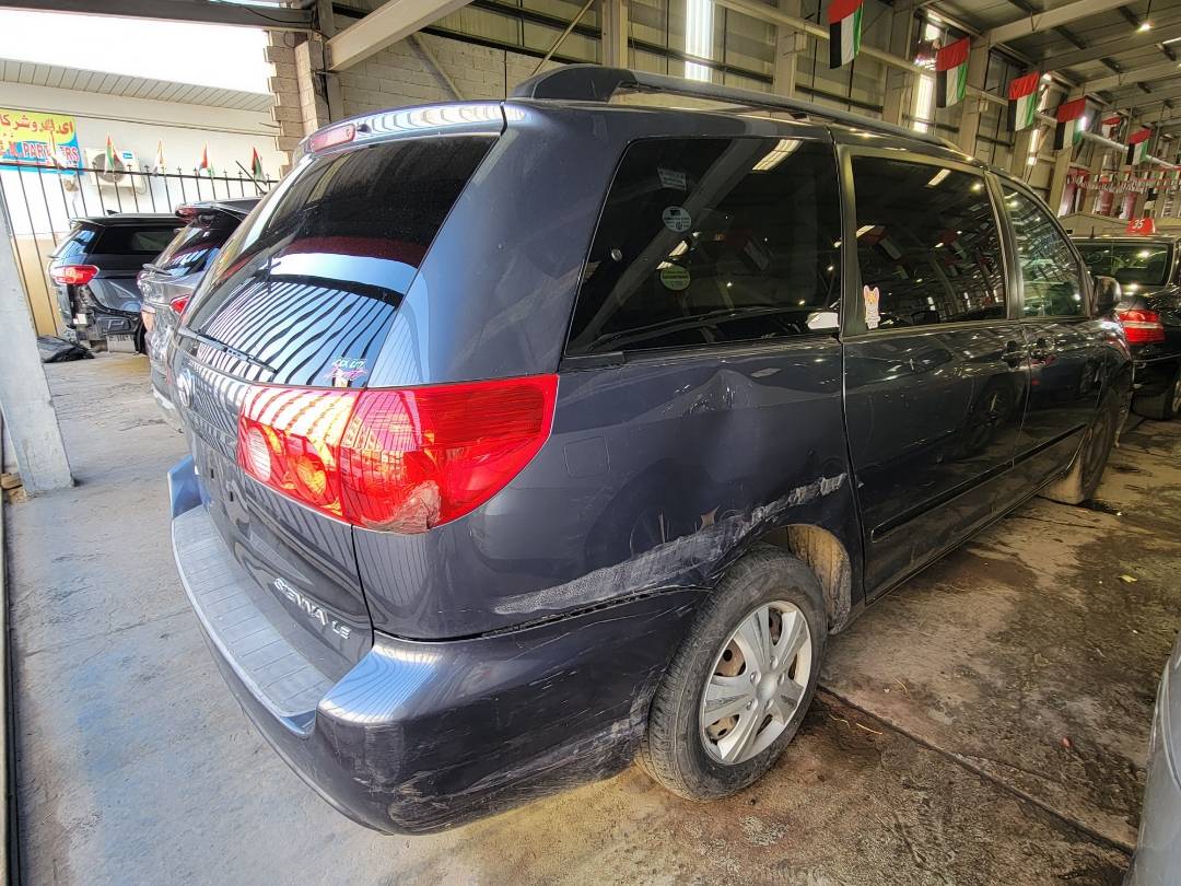 2010 TOYOTA SIENNA — 214576 Miles — Lot 40927183 — Main - Marhaba Auctions Used Cars - Image 5