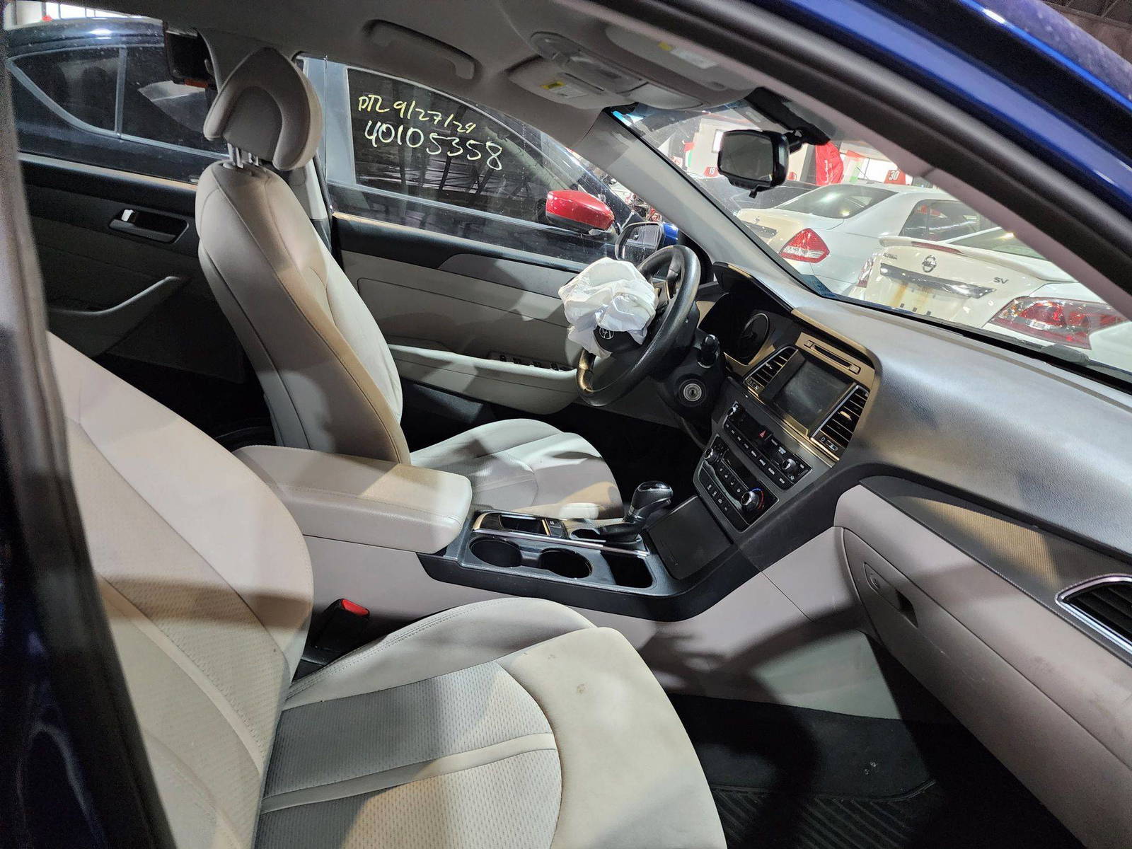 2016 HYUNDAI SONATA — 187637 Miles — Lot 433805 — Al Quoz - Marhaba Auctions Used Cars - Image 9