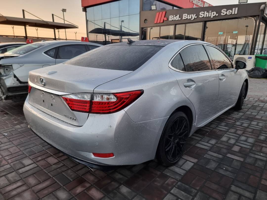 2013 LEXUS ES 350 — 310338 Miles — Lot 53949974 — Main - Marhaba Auctions Used Cars - Image 5