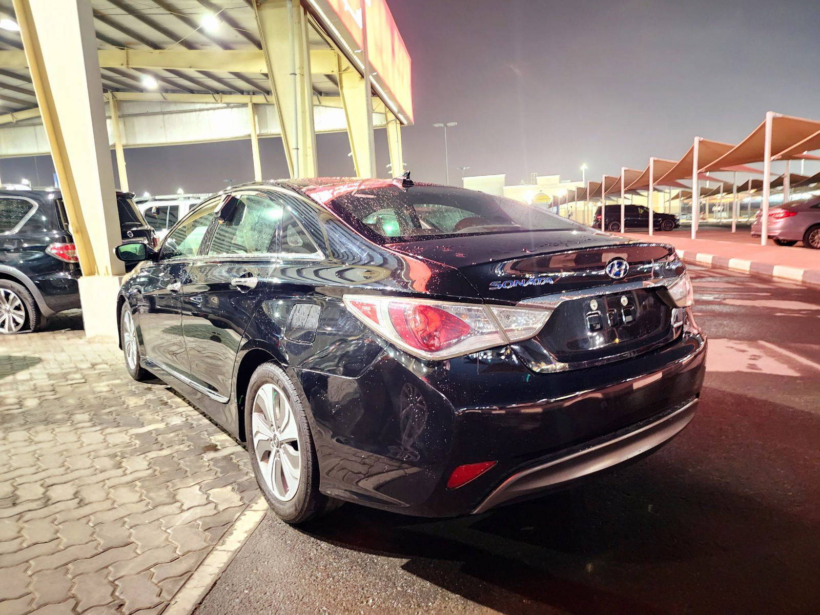 2015 HYUNDAI SONATA — 211716 Miles — Lot A131432 — Souq - Marhaba Auctions Used Cars - Image 5