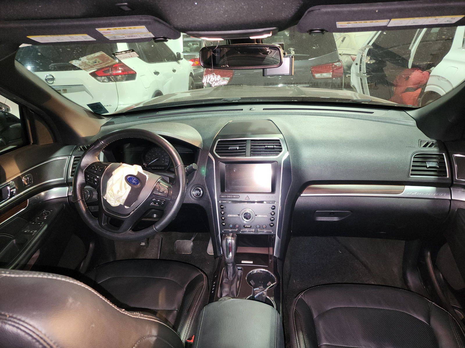 2018 FORD EXPLORER — 140281 KM — Lot H1JGB23354 — Souq - Marhaba Auctions Used Cars - Image 8