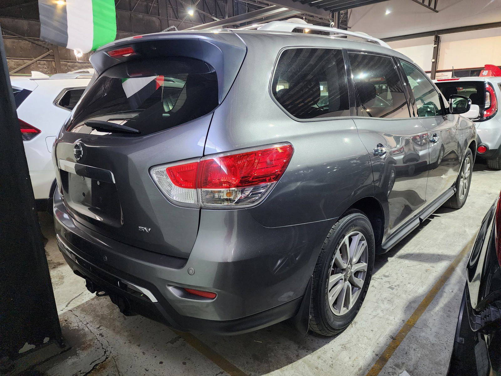 2015 NISSAN PATHFINDER — 160532 Miles — Lot 690054 — Al Quoz - Marhaba Auctions Used Cars - Image 5