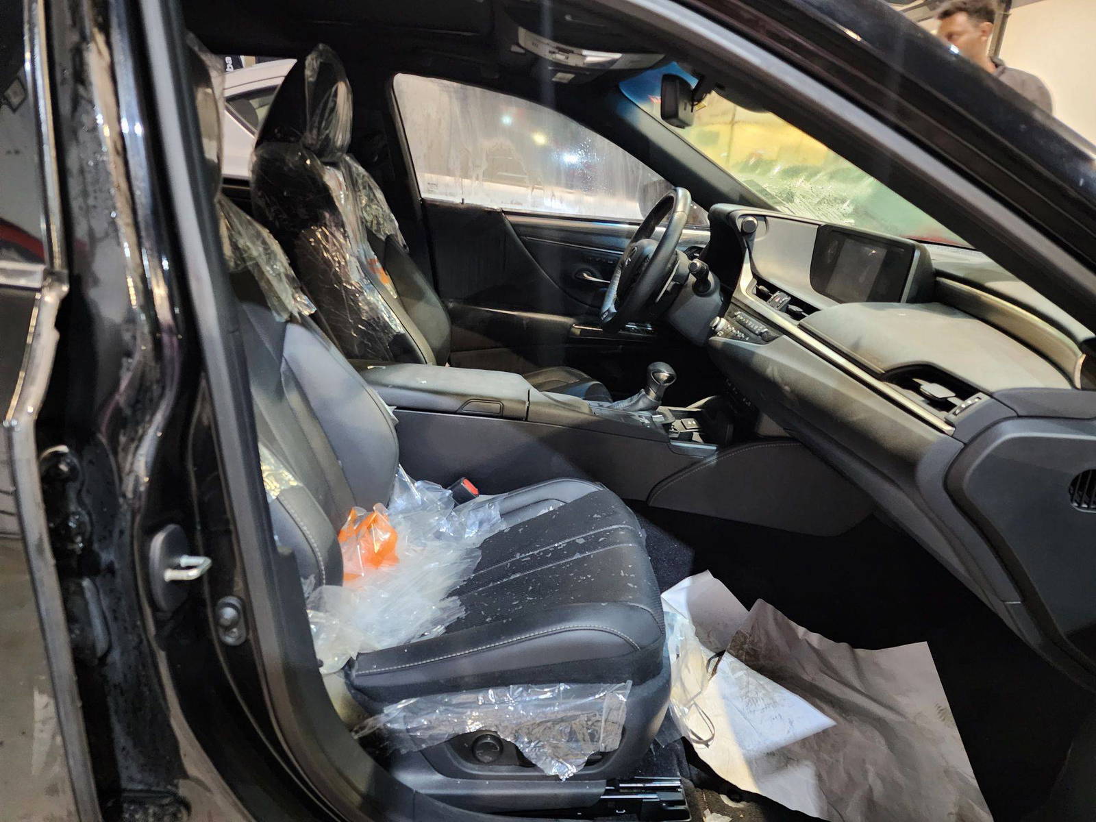 LEXUS ES 350 2021 - Marhaba Auction Used Cars - Image 11