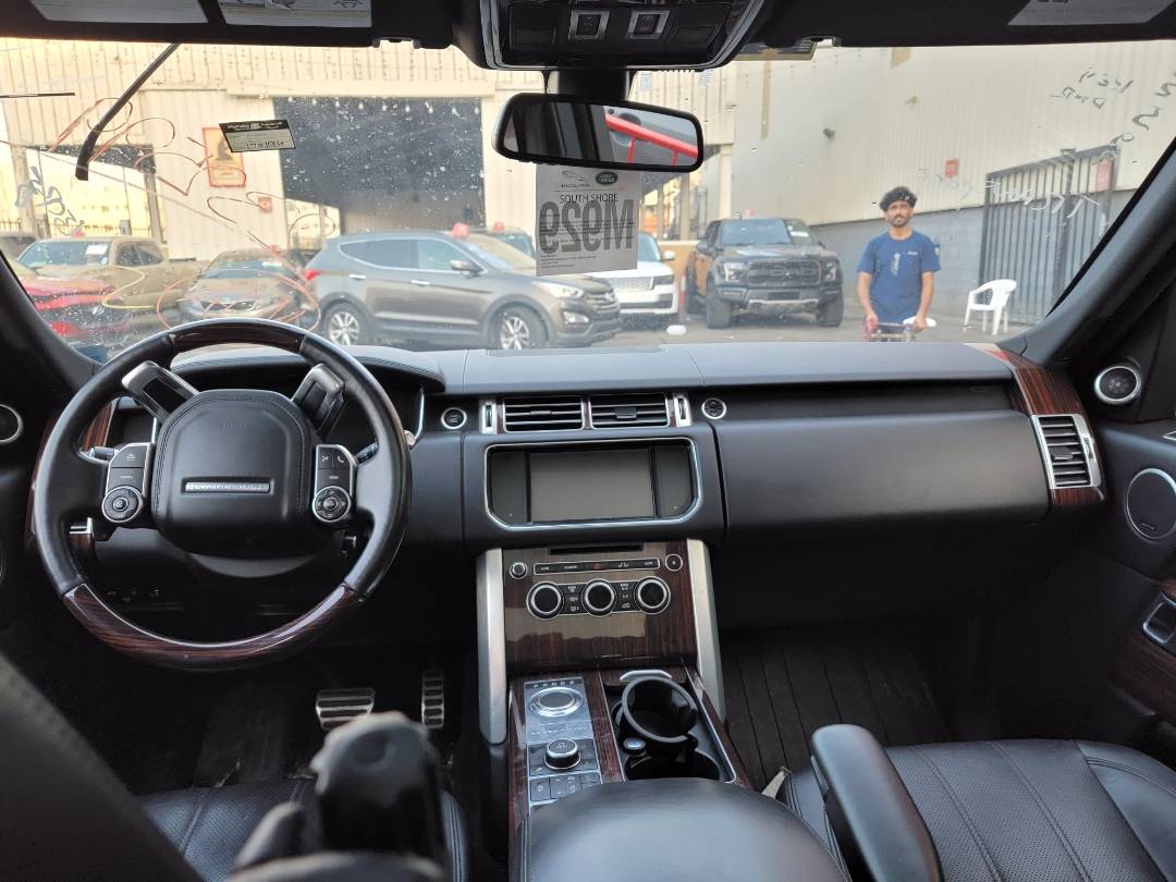 2015 LAND ROVER RANGE ROVER SUPERCHARGED — 170194 Miles — Lot 7848043 — Main - Marhaba Auctions Used Cars - Image 8
