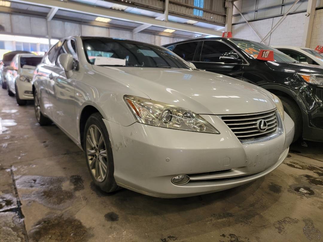 2008 LEXUS ES 350 — 169393 KM — Lot 208625 — Main - Marhaba Auctions Used Cars - Image 4