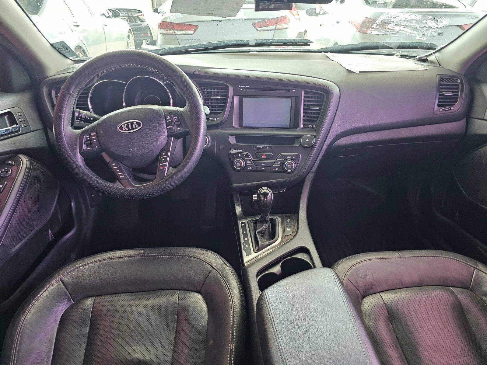 2011 KIA K5 — 178232 KM — Lot BBA129907 — Souq - Marhaba Auctions Used Cars - Image 7