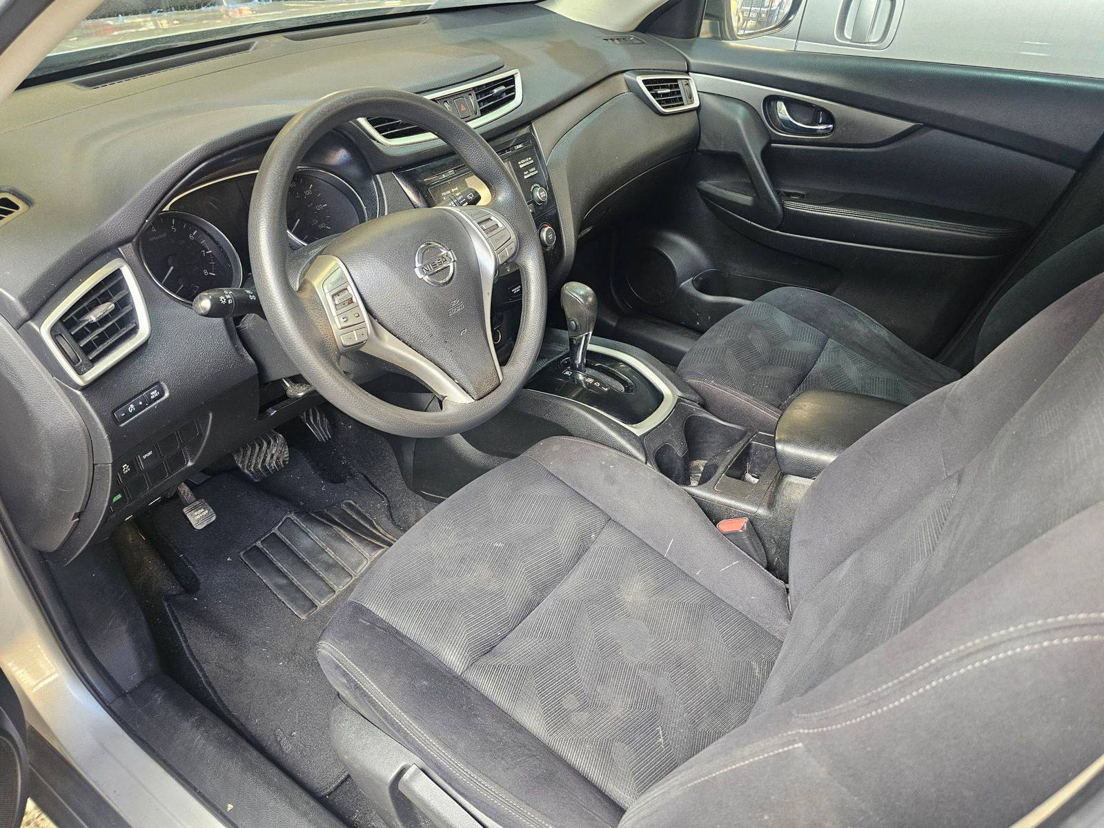 NISSAN ROGUE 2016 - Marhaba Auction Used Cars - Image 8